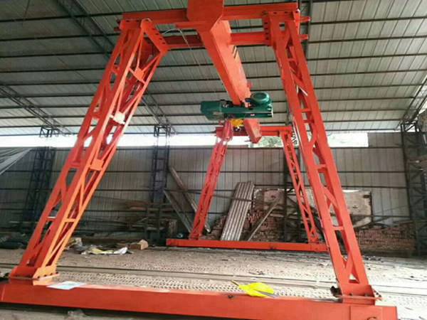 廣東清遠(yuǎn)200T龍門吊廠家 起重機(jī)導(dǎo)繩器