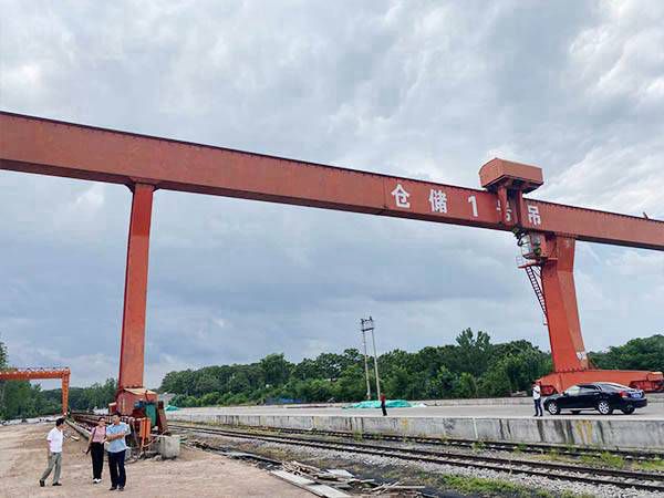 山東泰安龍門吊租賃廠家元氣滿滿