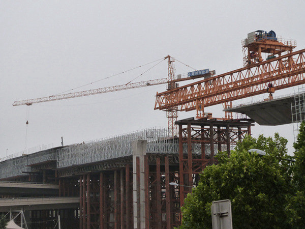 四川樂山架橋機租賃廠家主梁伸縮