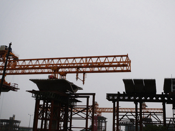 貴州興義架橋機(jī)租賃廠家電源開關(guān)