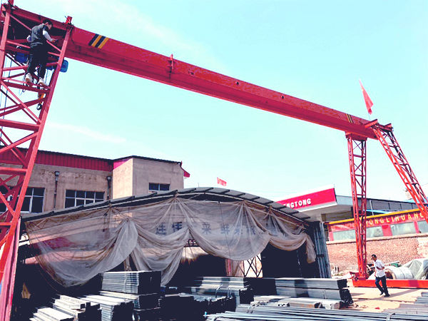 湖北武漢龍門(mén)吊租賃廠家輕巧的結(jié)構(gòu)