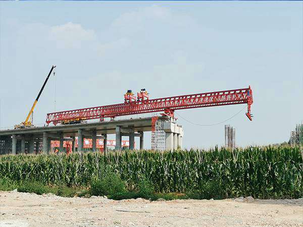 云南玉溪90斷架橋機租賃廠家下雨不怕