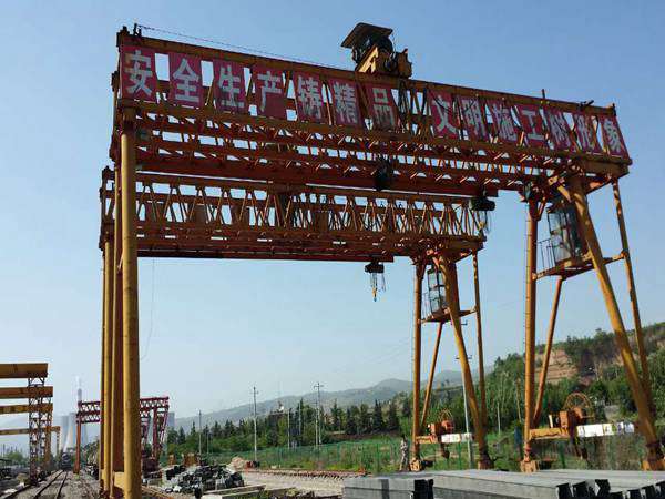 江西贛州龍門吊廠家架橋專用