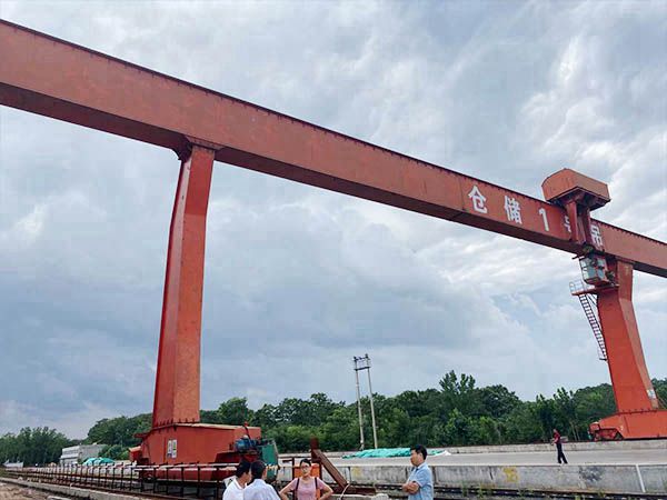 湖南株洲龍門吊廠家啟動按鈕