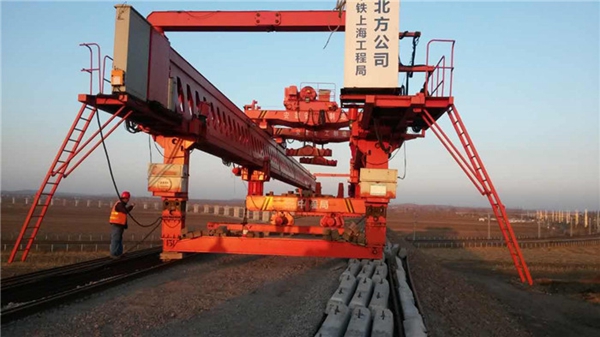 云南玉溪架橋機(jī)廠家講解拆卸架橋機(jī)注意事項