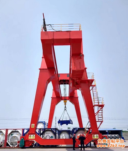  山西陽泉龍門吊公司講解雙梁門式起重機(jī)