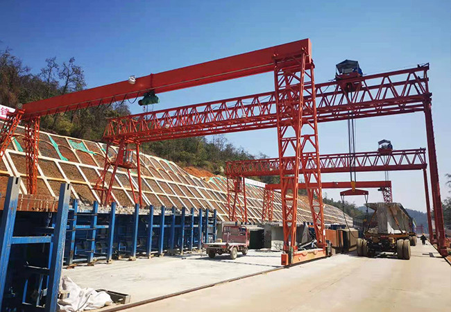 湖南湘潭龍門吊廠家為用戶提供設計與制造